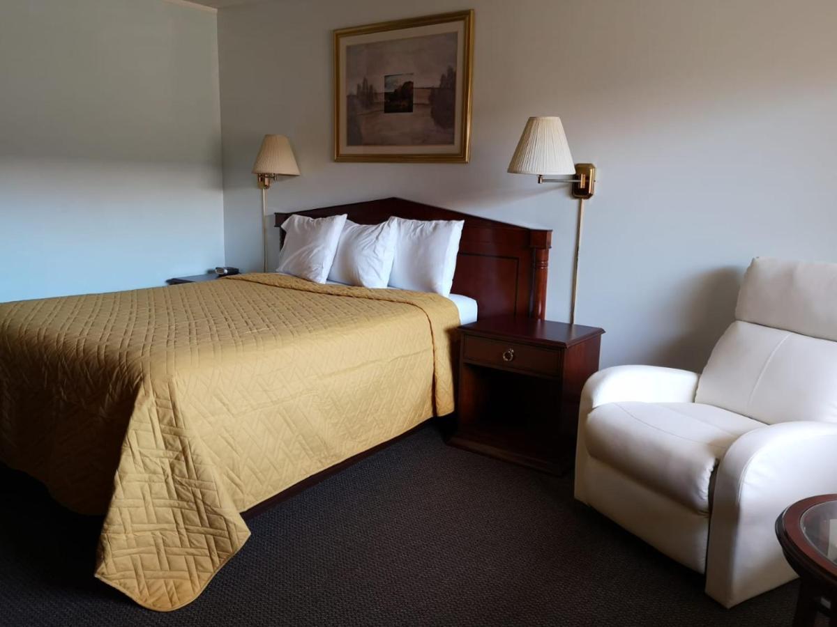 Travel Inn Hearst 外观 照片